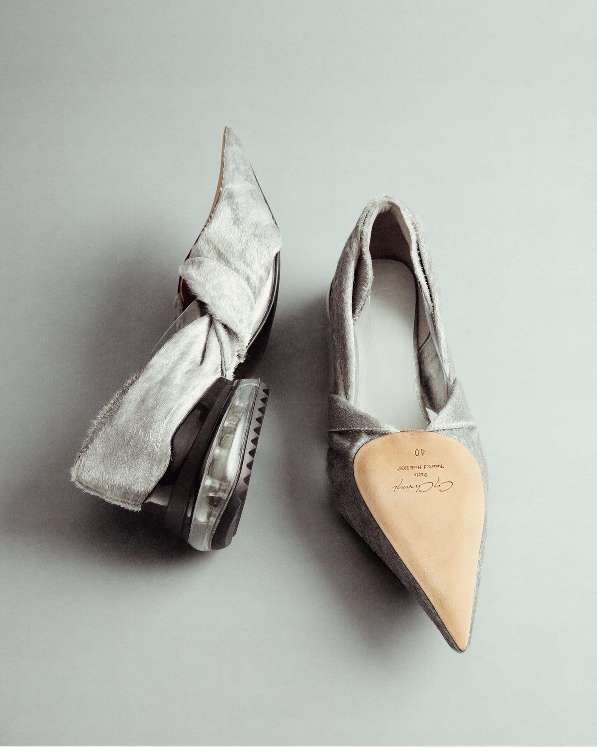 Air-Cushioned Reversed Shoes